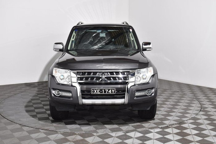 2017 Mitsubishi Pajero GLX