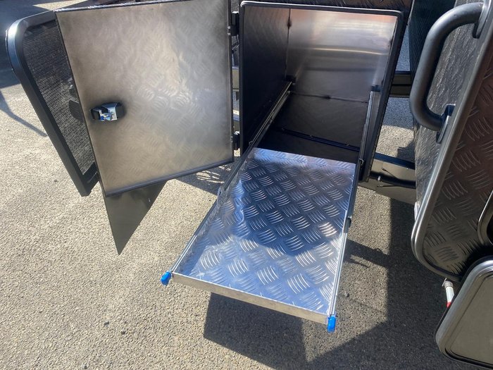 2025 Millard Mflow X-Rider14'9 Rear Door Cafe