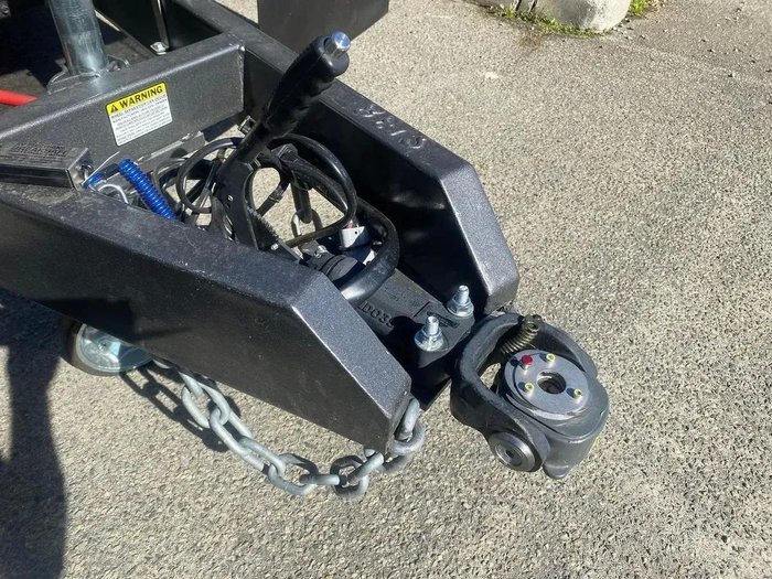 2025 Millard 2025 Millard Mflow X-Rider 14'9 Rear Door Cafe