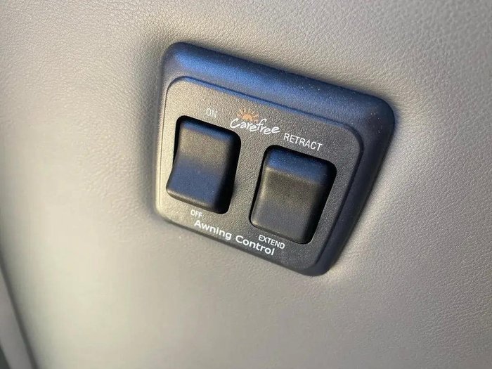 2025 Millard 2025 Millard Mflow X-Rider 14'9 Rear Door Cafe