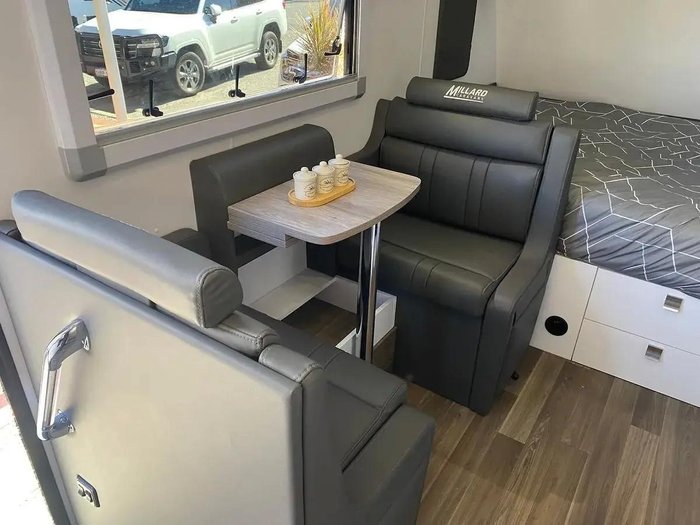 2025 Millard 2025 Millard Mflow X-Rider 14'9 Rear Door Cafe