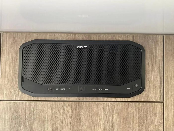 2025 Millard 2025 Millard Mflow X-Rider 14'9 Rear Door Cafe