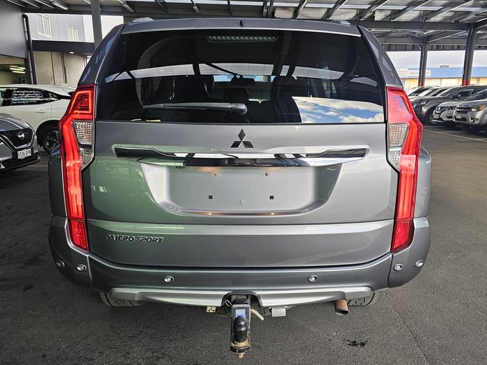 2016 Mitsubishi Pajero Sport Exceed