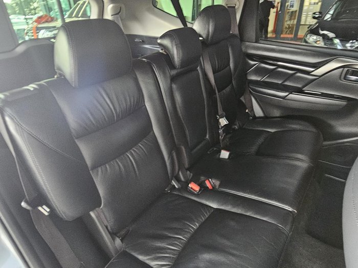 2016 Mitsubishi Pajero Sport Exceed
