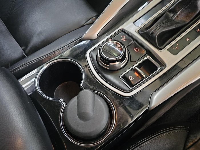 2016 Mitsubishi Pajero Sport Exceed