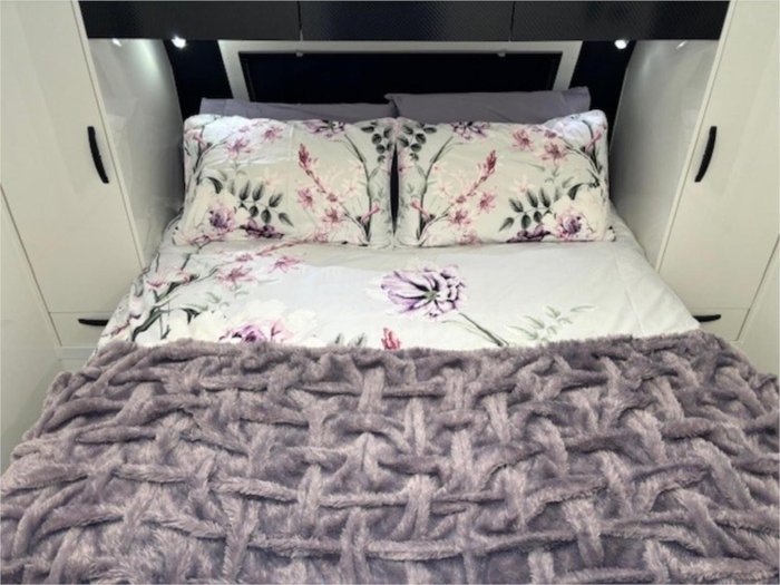 2021 Zone RV SUMMIT Rear Club Lounge & Centre Bathroom Black