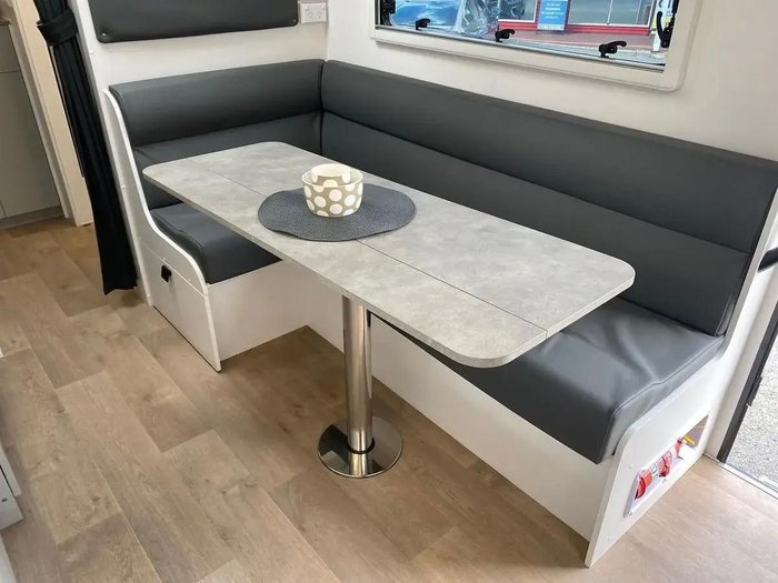 2025 New Age Caravans 2025 New Age Caravans Road Owl Adventurer