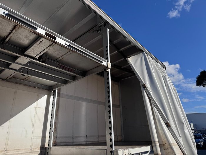 2016 Vawdrey St3 20 Pallet Drop Deck Mezzaine R/T