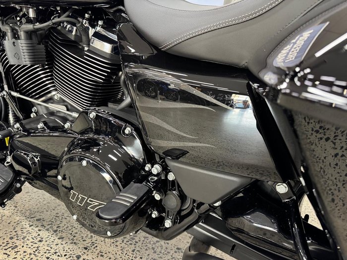 2025 Harley-Davidson Road Glide 117 (FLTRX) Touring Black