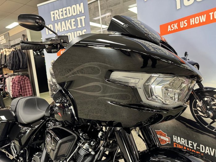 2025 Harley-Davidson Road Glide 117 (FLTRX) Touring Black