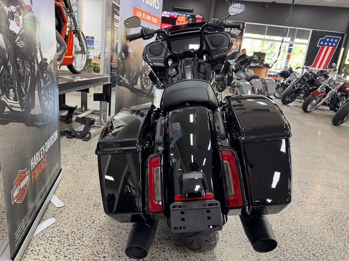 2025 Harley-Davidson Road Glide 117 (FLTRX) Touring Black