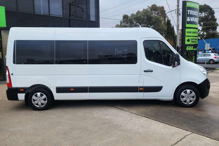 2017 Renault Master X62 Glacier White