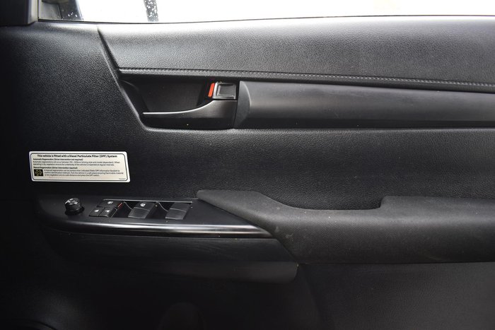 2021 Toyota Hilux SR GUN126R 4X4 Dual Range Glacier White