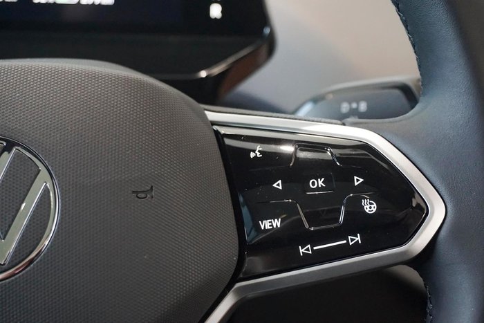 2024 Volkswagen ID.4 Pro