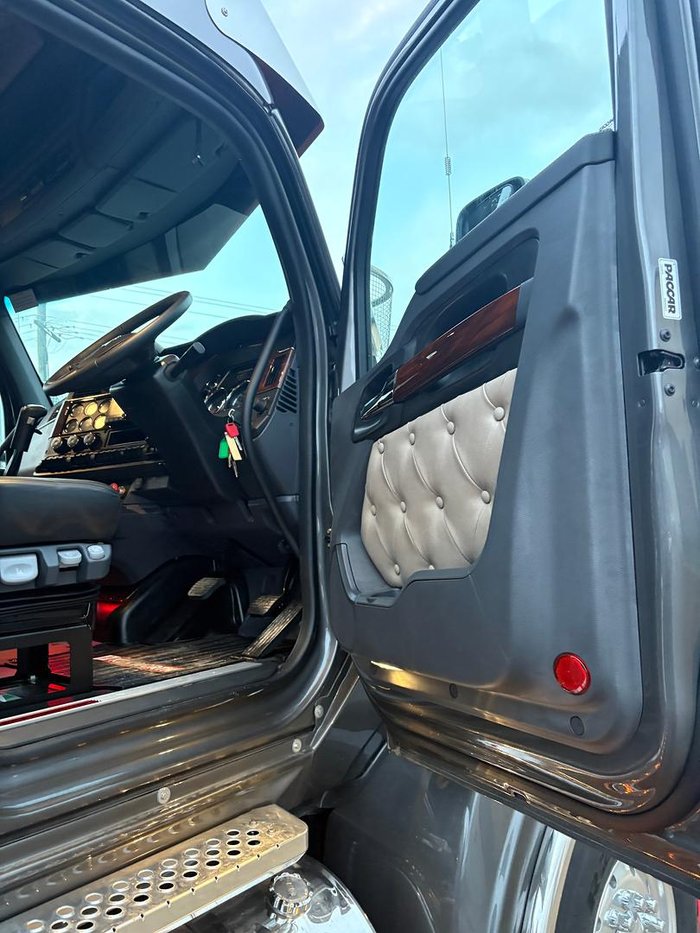 2024 Kenworth T610sar SAR