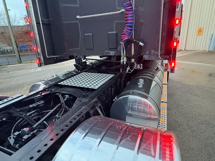 2024 Kenworth T610sar SAR