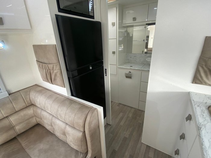 2020 Essential Caravans Dbc Cruiser