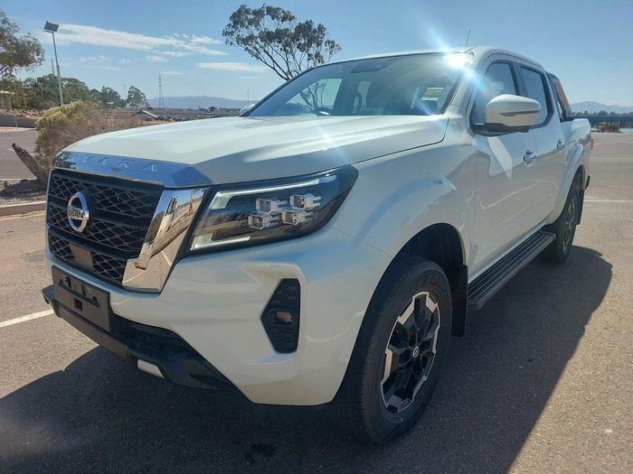 2025 Nissan Navara ST-X
