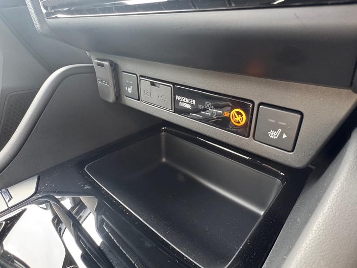 2025 Isuzu MU-X LS-T