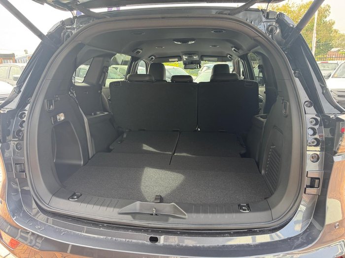 2025 Isuzu MU-X LS-T