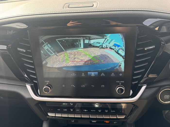 2025 Isuzu MU-X LS-T