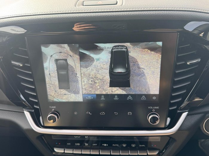 2025 Isuzu MU-X LS-T