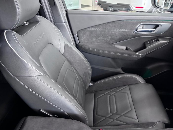 2025 Nissan QASHQAI N-DESIGN e-POWER J12 MY25 Fuji Sunset Red with Onyx Black Roof