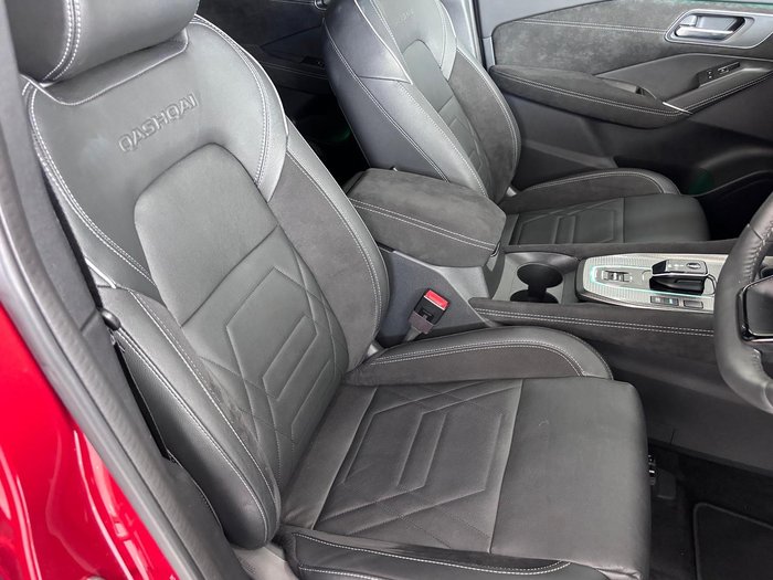 2025 Nissan QASHQAI N-DESIGN e-POWER J12 MY25 Fuji Sunset Red with Onyx Black Roof