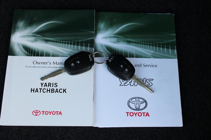 2012 Toyota Yaris YR NCP130R Glacier White