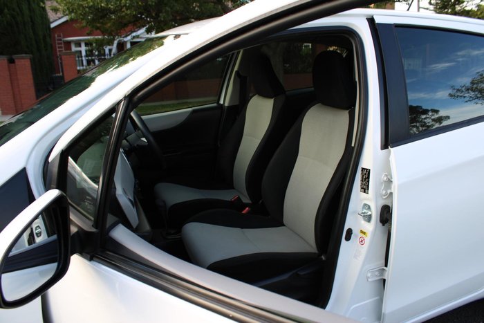 2012 Toyota Yaris YR NCP130R Glacier White