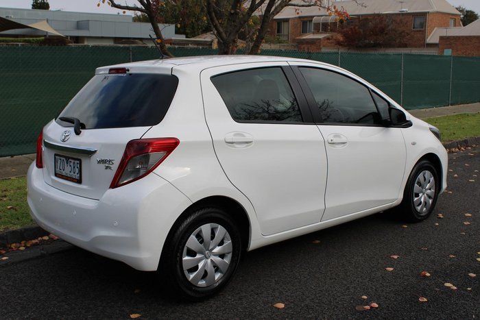 2012 Toyota Yaris YR NCP130R Glacier White