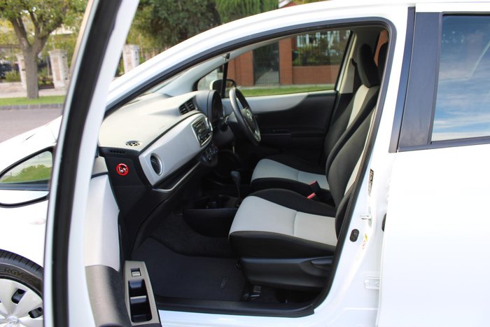 2012 Toyota Yaris YR NCP130R Glacier White