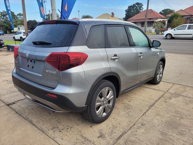 2024 SUZUKI VITARA MY24 Vitara Series II 1.6L Auto Grey / Black Two Tone