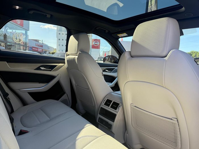 2024 Jaguar F-PACE P250 R-Dynamic SE X761 MY25 AWD Eiger Grey