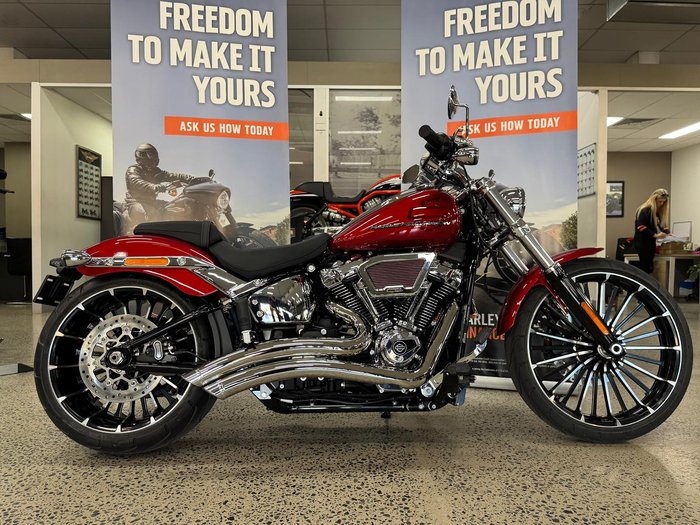 2025 Harley-Davidson Breakout 117 (FXBR) Softail Red