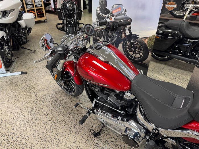 2025 Harley-Davidson Breakout 117 (FXBR) Softail Red