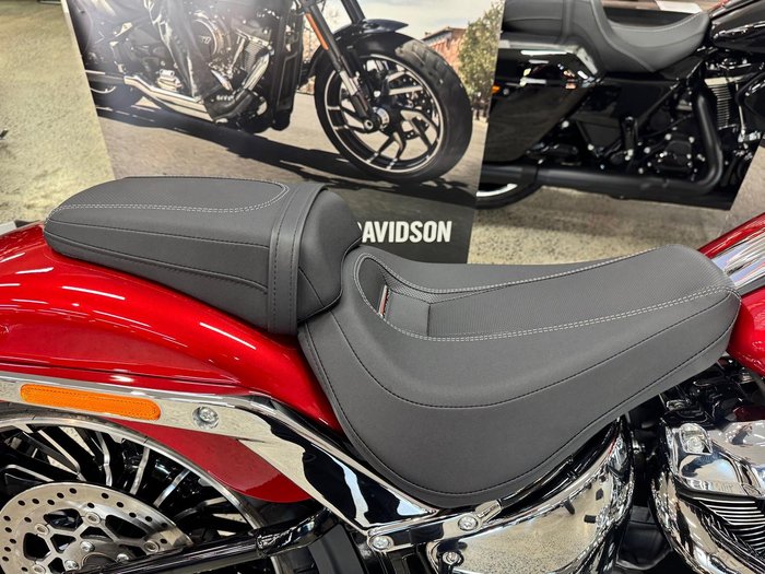 2025 Harley-Davidson Breakout 117 (FXBR) Softail Red