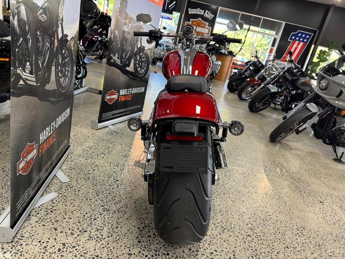 2025 Harley-Davidson Breakout 117 (FXBR) Softail Red