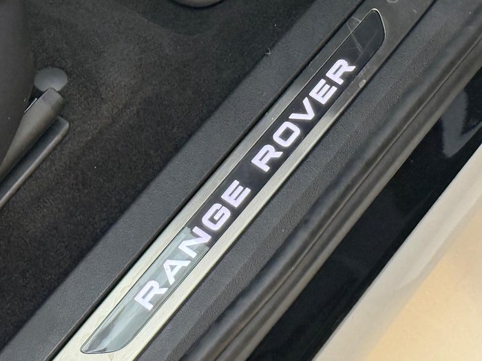 2025 Land Rover Range Rover Evoque P300e Autobiography