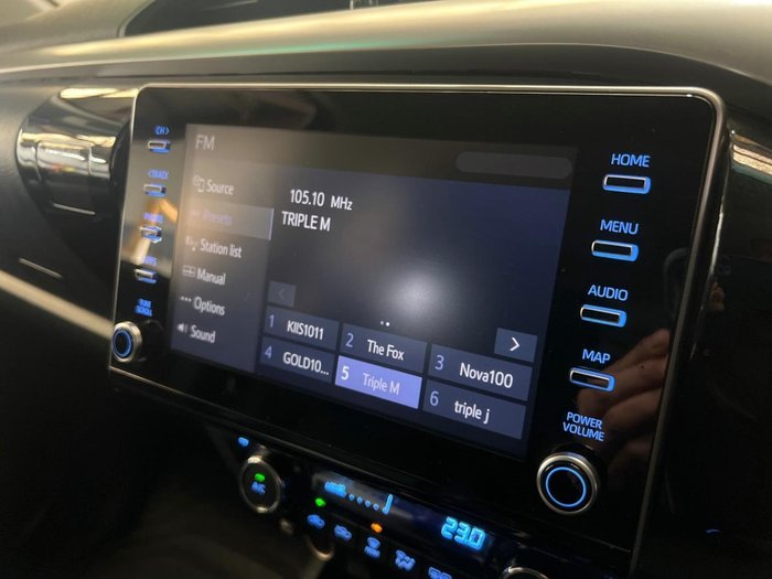 2020 Toyota Hilux SR5