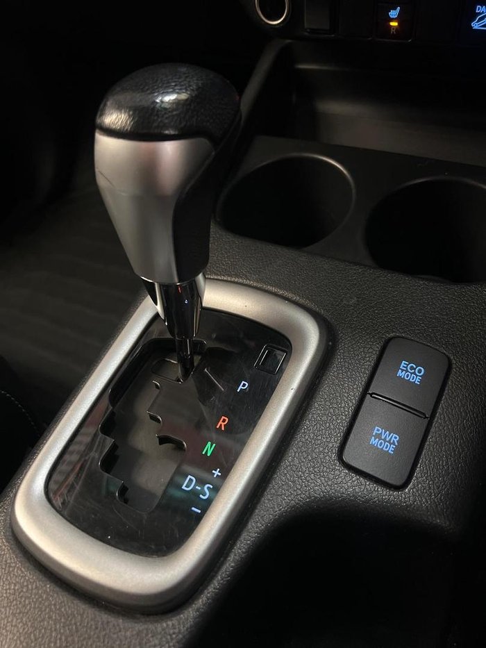 2020 Toyota Hilux SR5