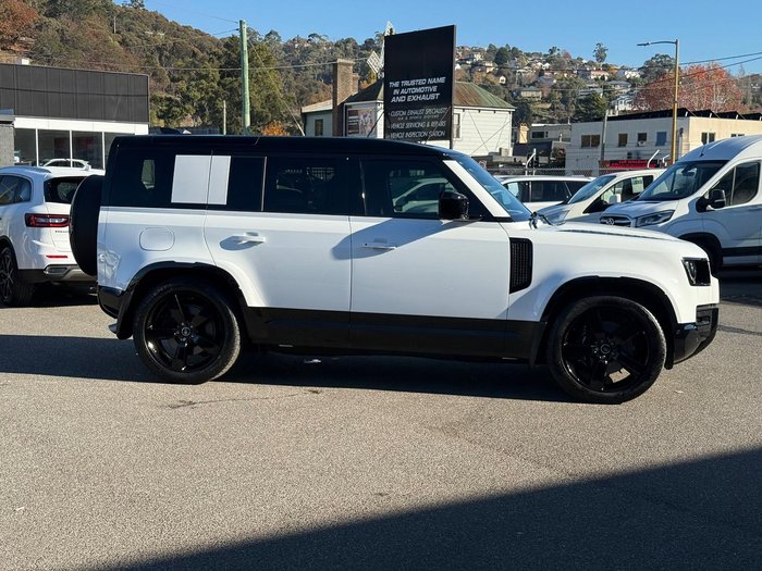 2025 Land Rover Defender 110 P525 V8 L663 MY25.5 AWD Fuji White