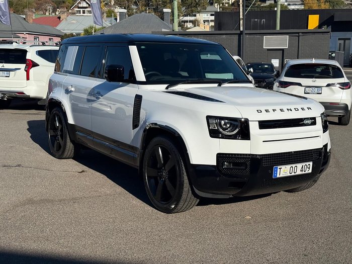 2025 Land Rover Defender 110 P525 V8 L663 MY25.5 AWD Fuji White