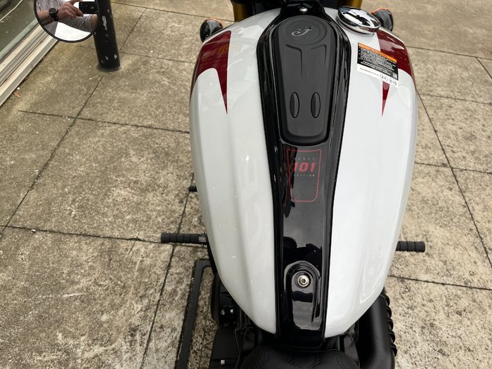 2025 Indian SCOUT 101 WHITE
