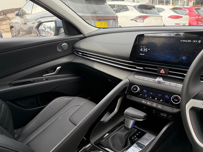 2025 Hyundai i30 Elite Hybrid