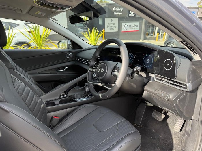 2025 Hyundai i30 Elite Hybrid