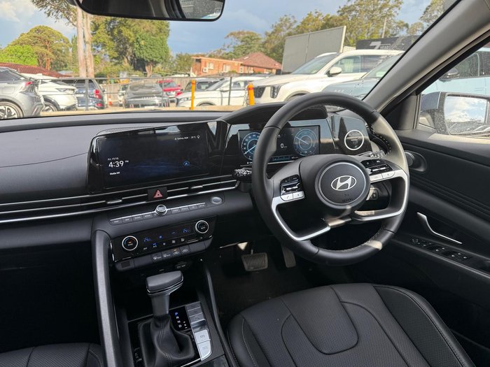 2025 Hyundai i30 Elite Hybrid