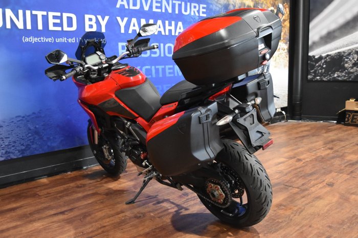 2014 Ducati MULTISTRADA S TOURING Red