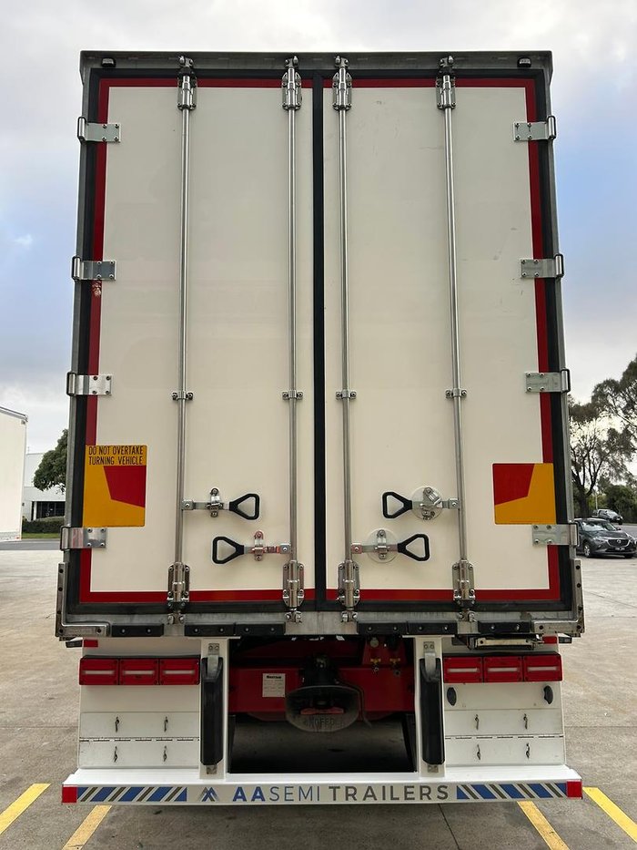 2020 Maxitrans St3 22 Pallet -30 Double Stacker, Rt
