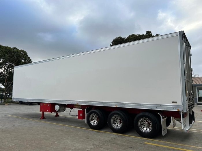 2020 Maxitrans St3 22 Pallet -30 Double Stacker, Rt